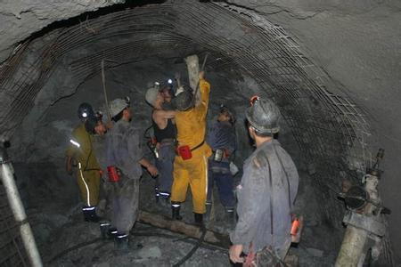 白银工程爆破中的危险因素分析以及应对工程爆破危险的措施